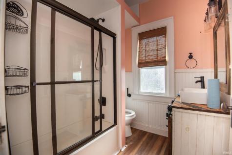 607 Barnett Street Vincennes IN 47591