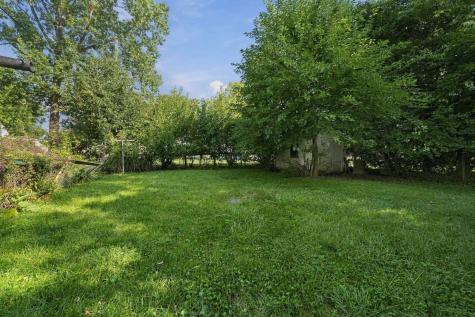 19737 Gilmer Street South Bend IN 46614