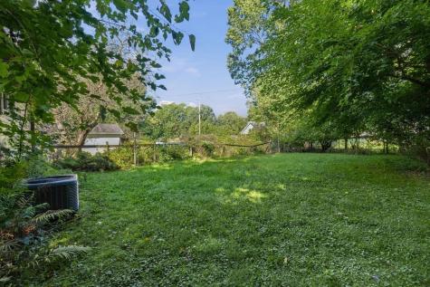 19737 Gilmer Street South Bend IN 46614
