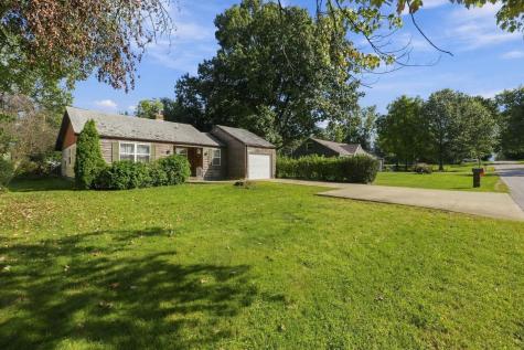 19737 Gilmer Street South Bend IN 46614