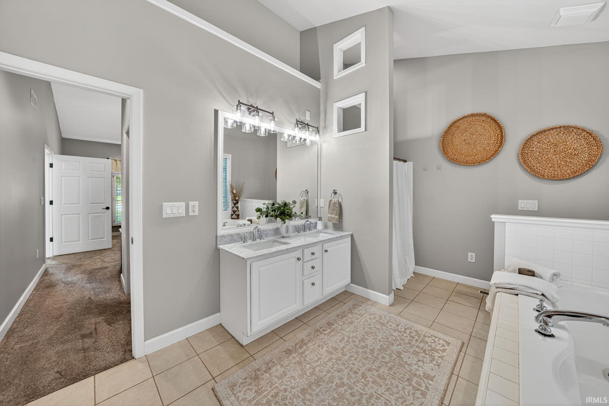 14211 Fox Chase Drive Granger IN 46530
