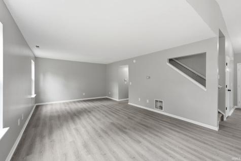 8931 Whispering Woods Drive Fort Wayne IN 46804