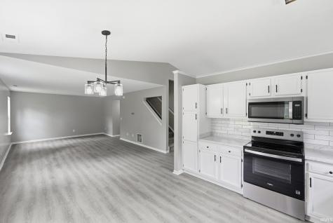 8931 Whispering Woods Drive Fort Wayne IN 46804