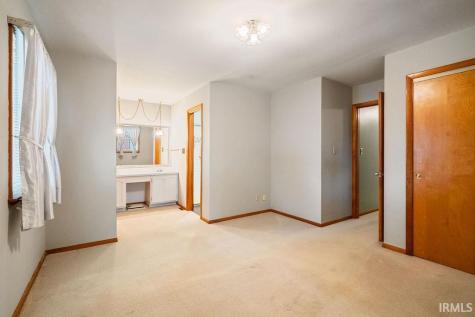 4928 E Barnett Avenue Sharpsville IN 46068