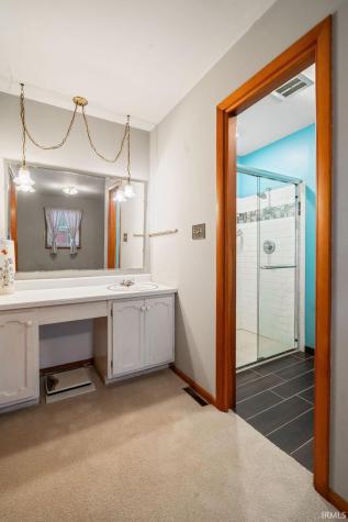4928 E Barnett Avenue Sharpsville IN 46068