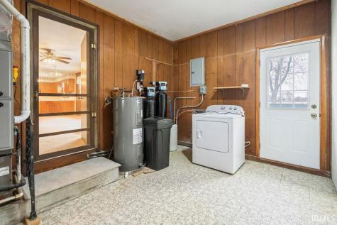4928 E Barnett Avenue Sharpsville IN 46068