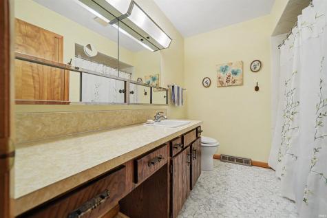 26219 Swallow Court South Bend IN 46619
