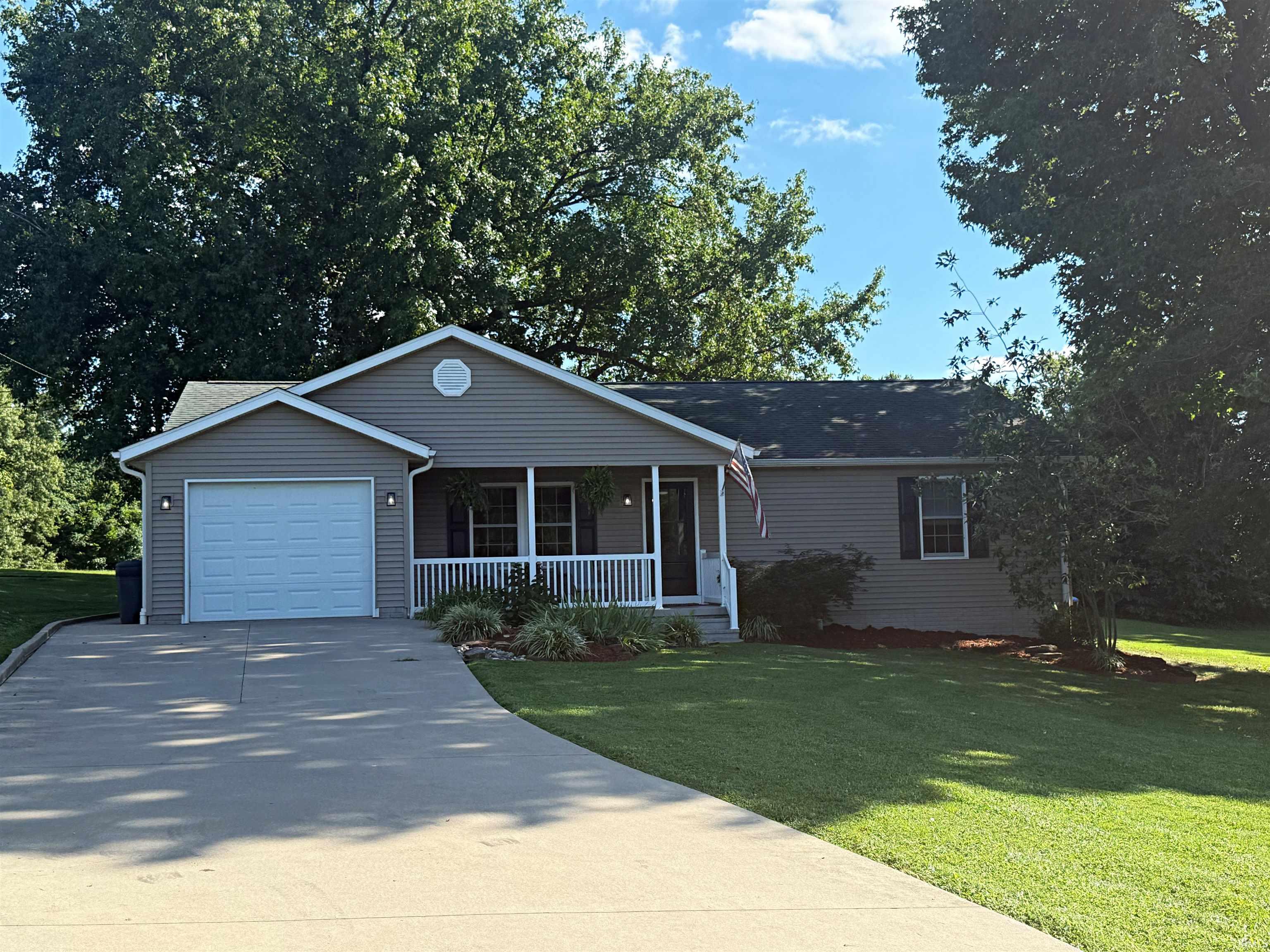 13 Terrace Park Drive Washington IN 47501