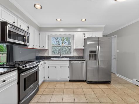 1103 Candlewood Way Fort Wayne IN 46845