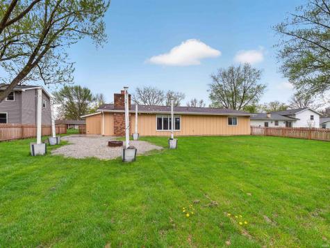 1103 Candlewood Way Fort Wayne IN 46845