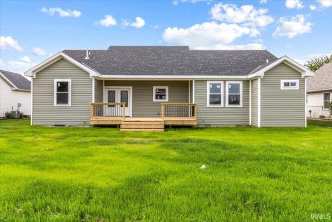 518 Lissaaron Drive Winchester IN 47394