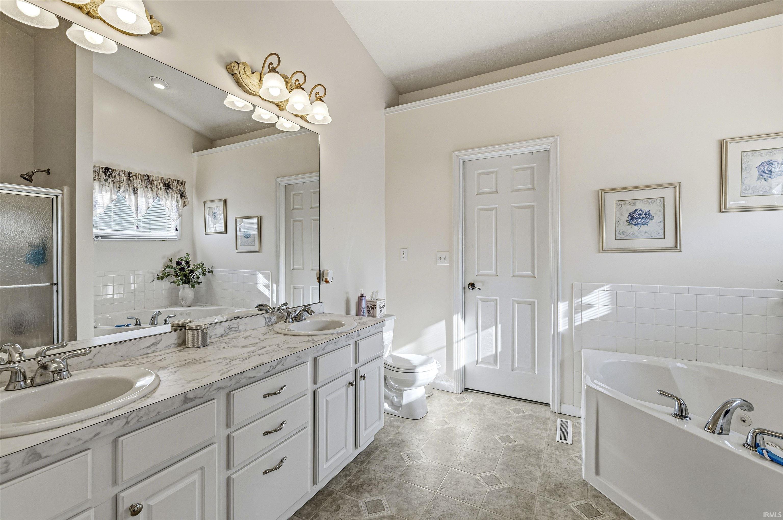 51691 Windyridge Court South Bend IN 46628