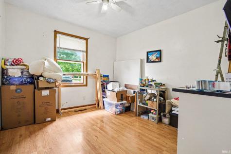 402 S Wheatland Drive Goshen IN 46526