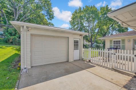 4337 Chadwick Road Evansville IN 47710