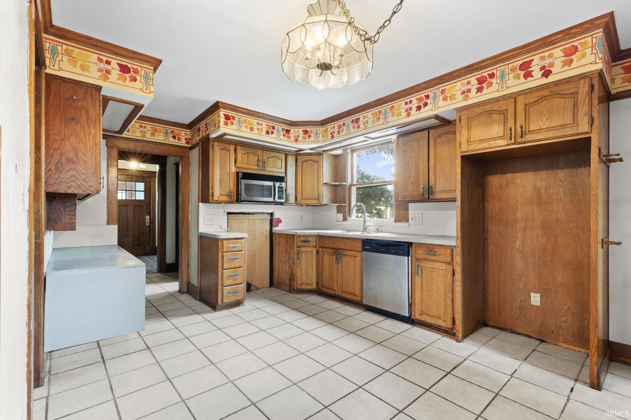 614 W Beardsley Avenue Elkhart IN 46514