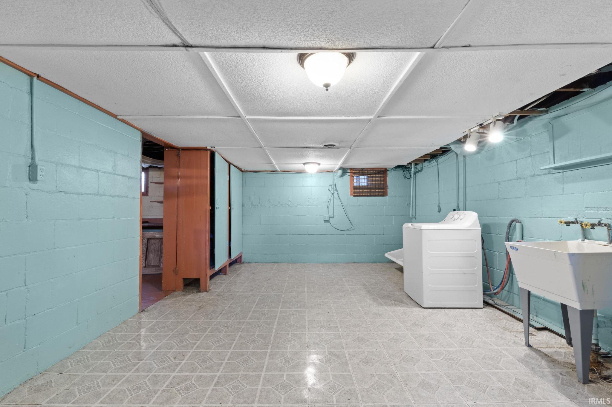 614 W Beardsley Avenue Elkhart IN 46514