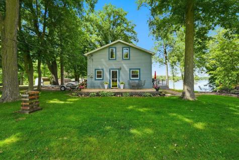 60 Lane 100b Long Lake Fremont IN 46737