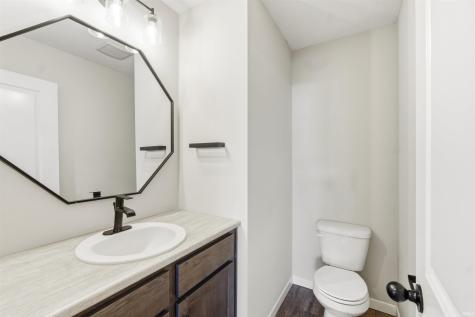 453 Barnsley Cove Fort Wayne IN 46845