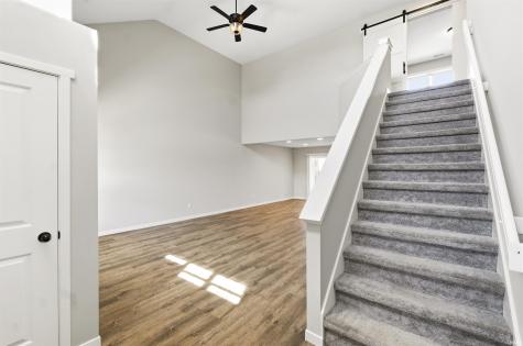 453 Barnsley Cove Fort Wayne IN 46845