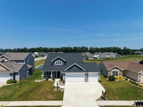 453 Barnsley Cove Fort Wayne IN 46845