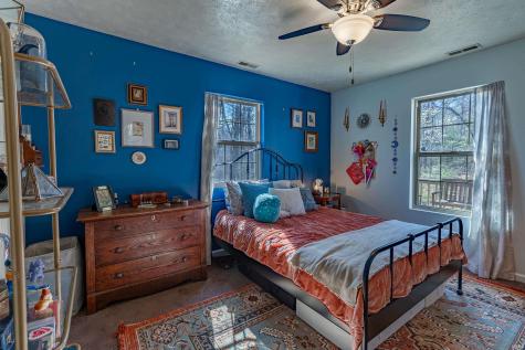 1912 S Orman Lane Bloomfield IN 47424