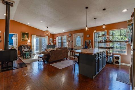 1912 S Orman Lane Bloomfield IN 47424