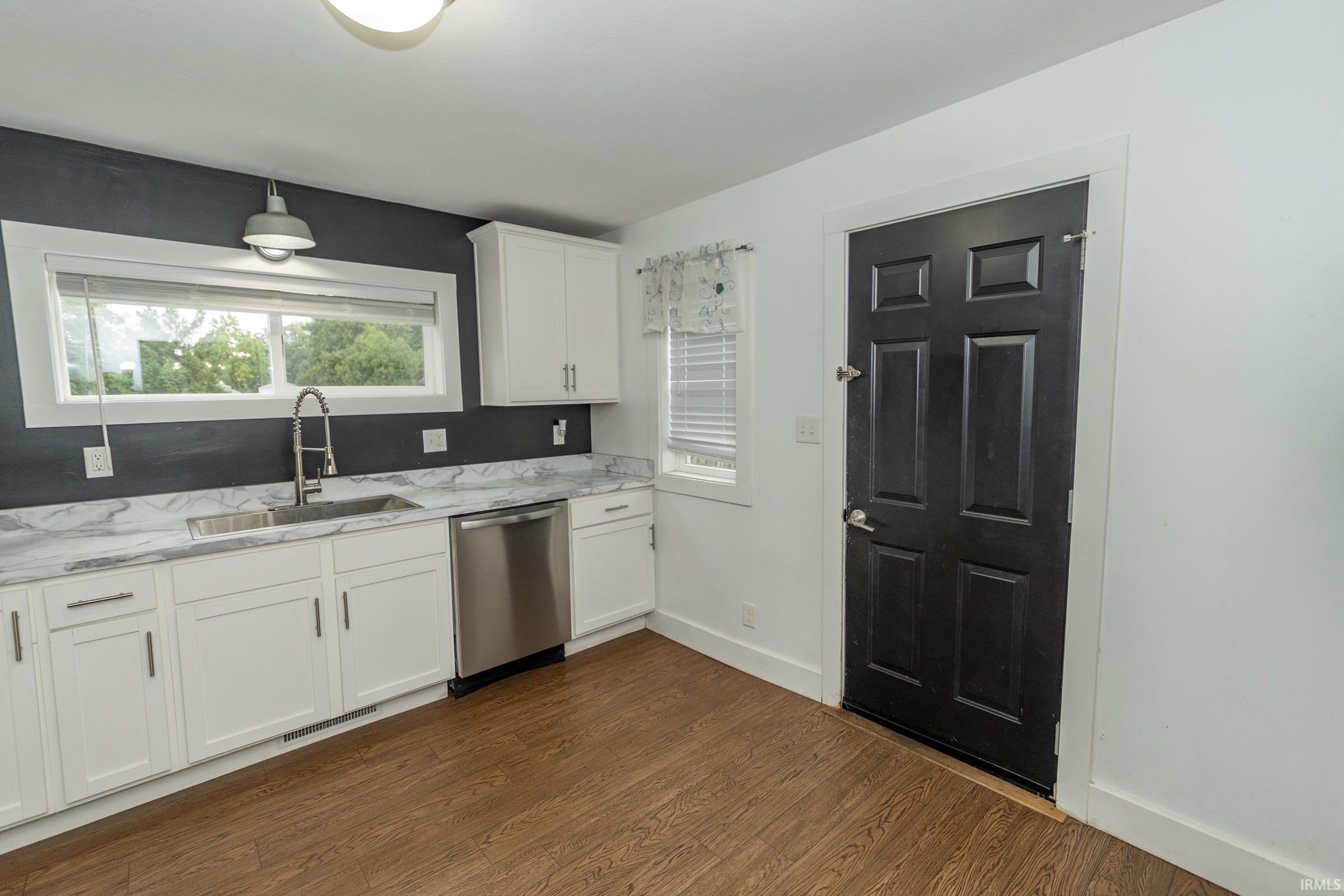 133 E Willow Drive South Bend IN 46637