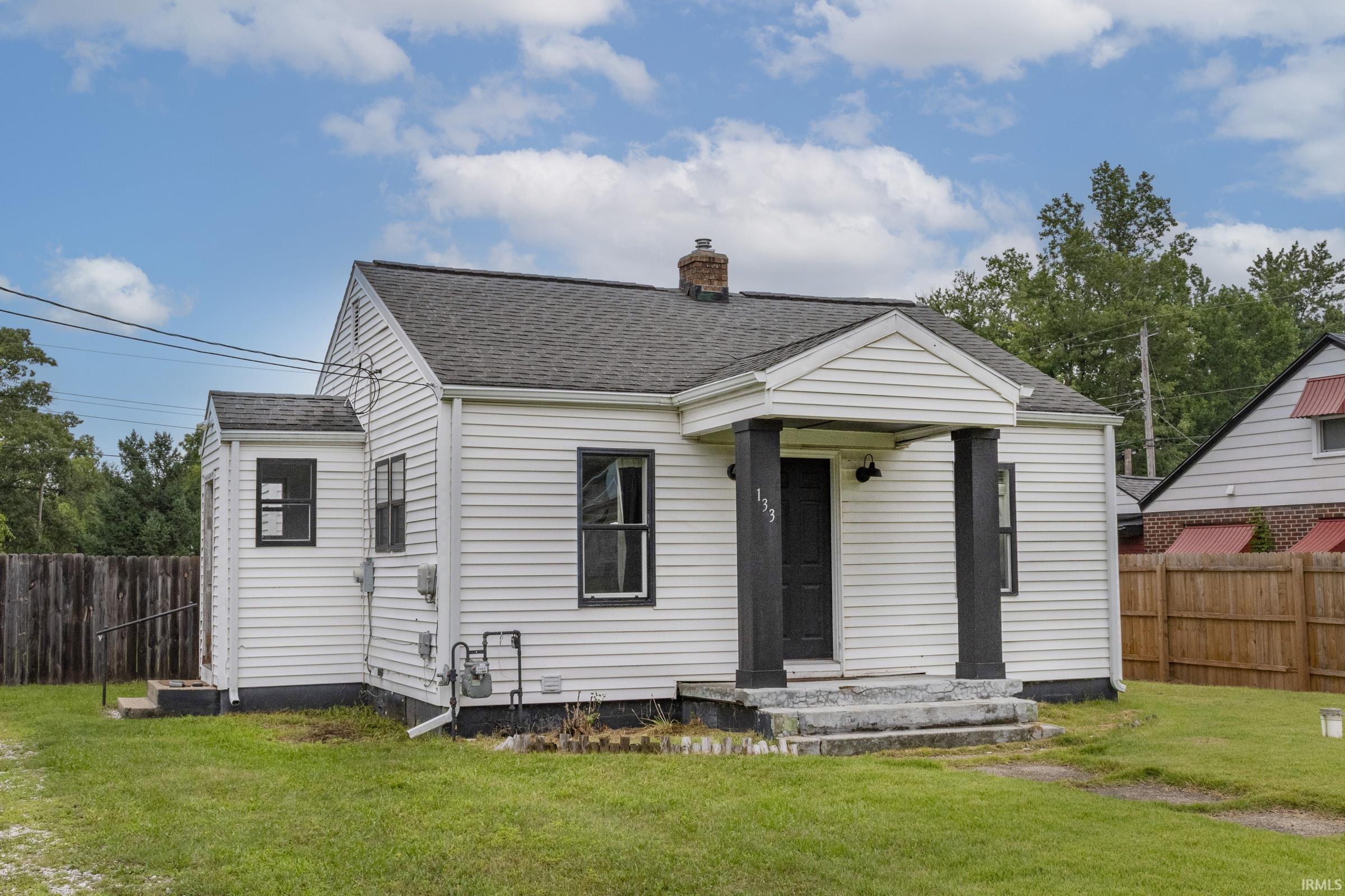 133 E Willow Drive South Bend IN 46637