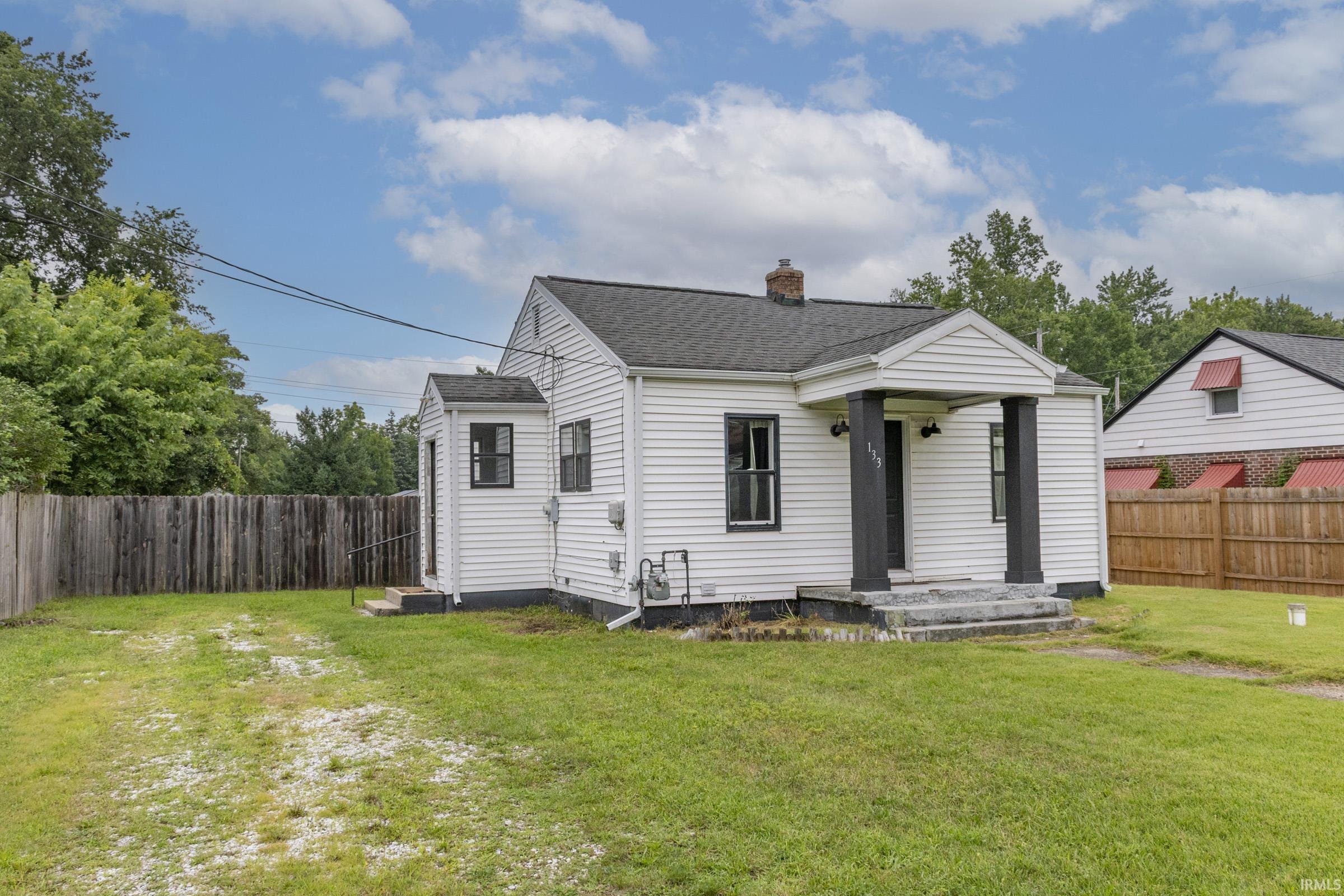 133 E Willow Drive South Bend IN 46637