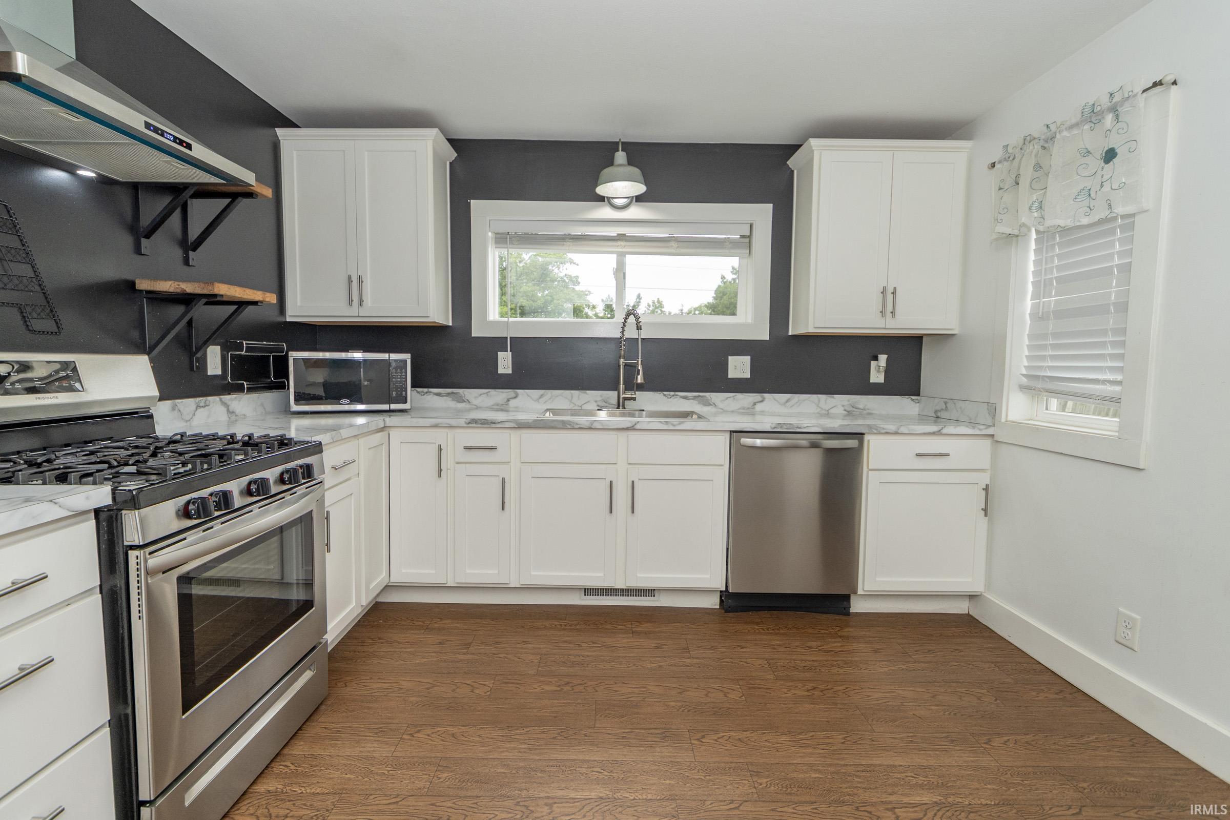 133 E Willow Drive South Bend IN 46637