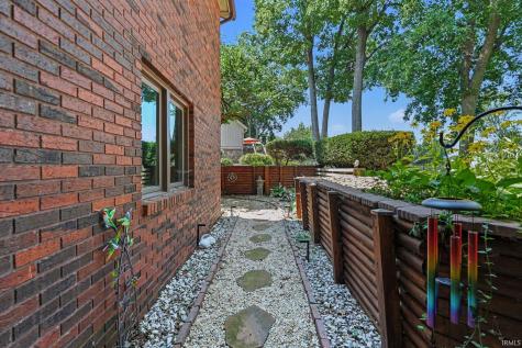 20957 Riverbrook Lane Bristol IN 46507