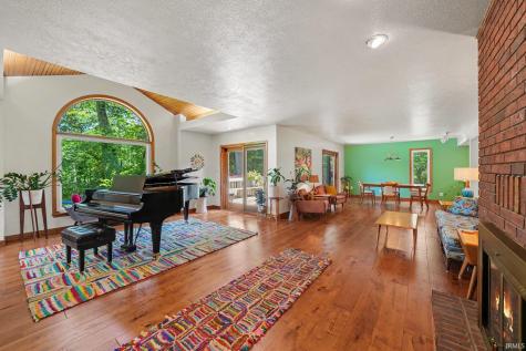 20957 Riverbrook Lane Bristol IN 46507