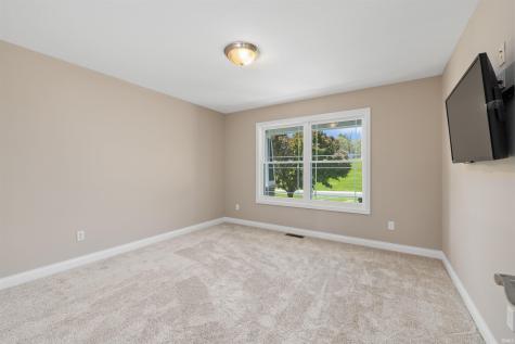 115 Lane 271 Hamilton IN 46742