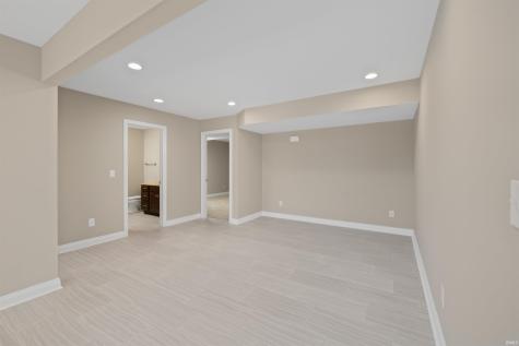 115 Lane 271 Hamilton IN 46742