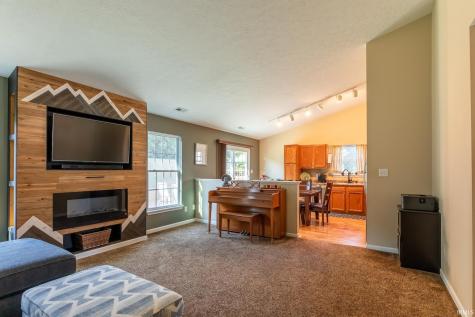 4607 W Nestle Down Drive Bloomington IN 47404