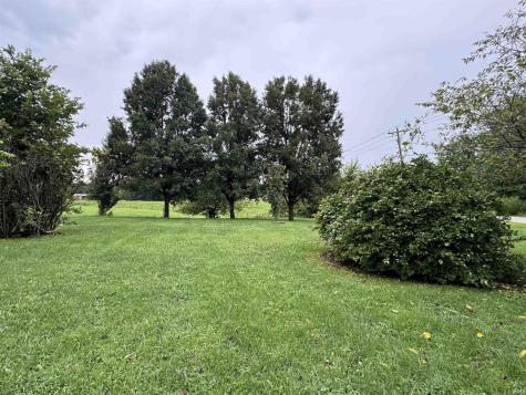 10 Truesdel Road Quincy IN 47456
