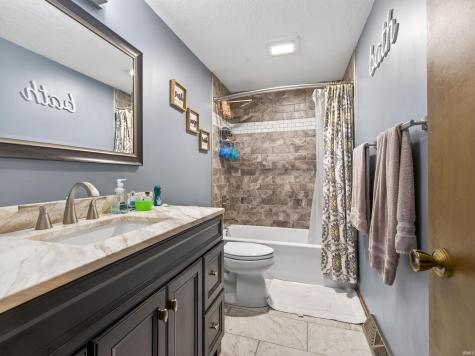 4818 Collbran Drive Fort Wayne IN 46835