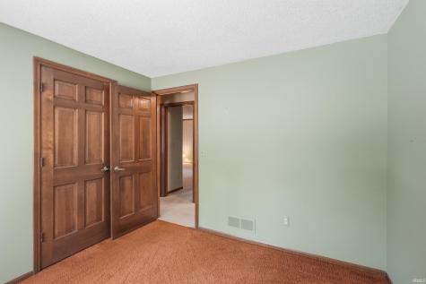 5611 Larchwood Run Fort Wayne IN 46825
