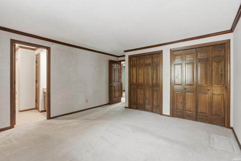 5611 Larchwood Run Fort Wayne IN 46825
