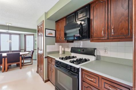 5611 Larchwood Run Fort Wayne IN 46825