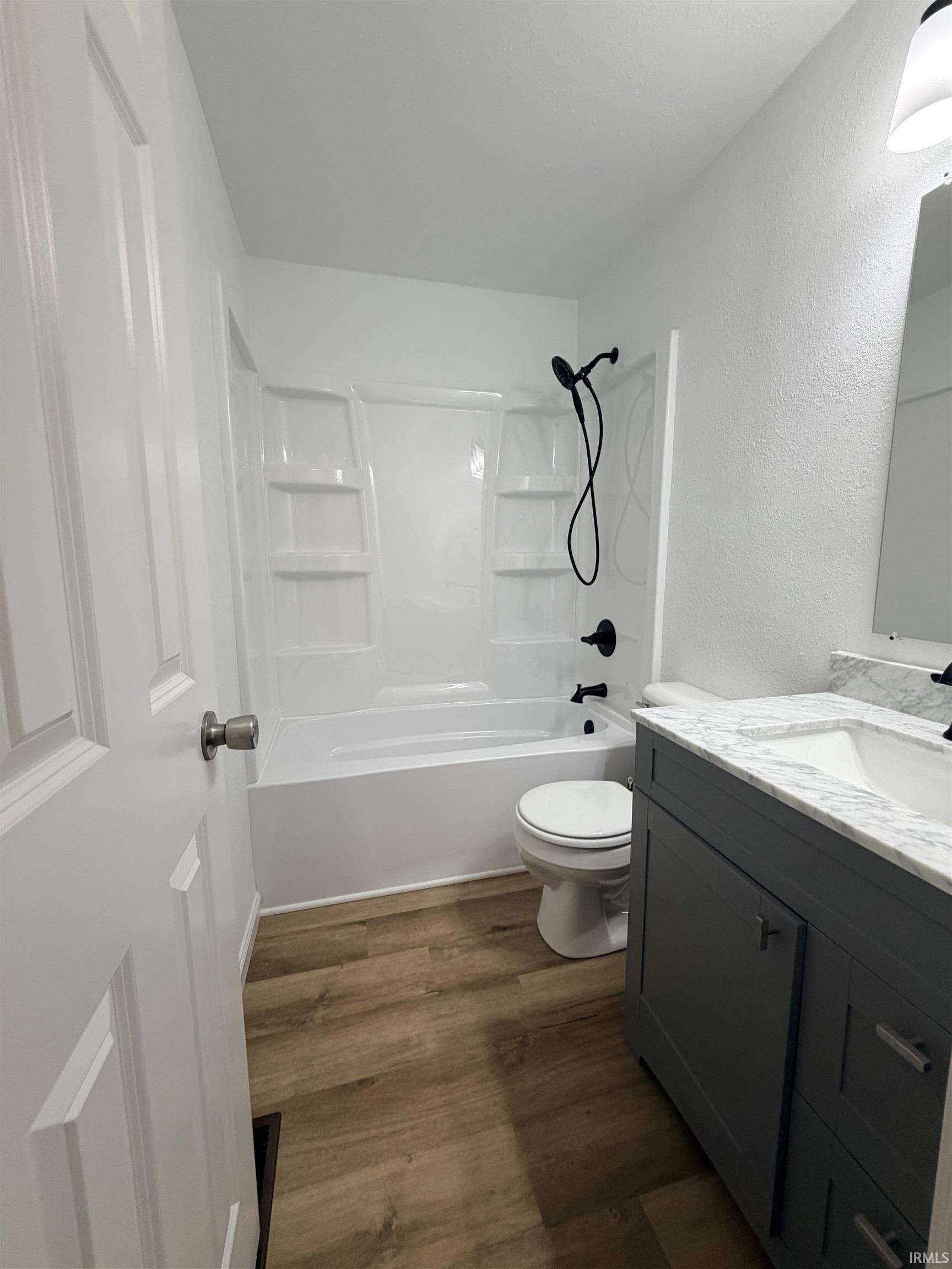 1822 Sharon Street Warsaw IN 46580