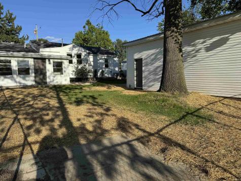 156 S Miller Avenue Albany IN 47320