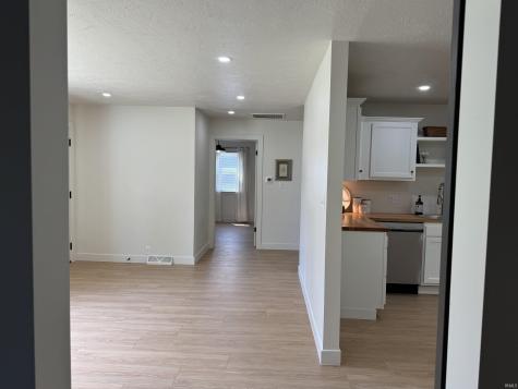 156 S Miller Avenue Albany IN 47320