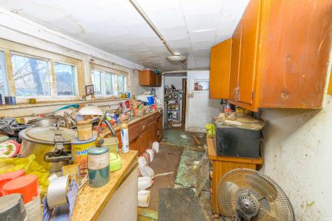 3011 E County Road 1800 N Summitville IN 46070