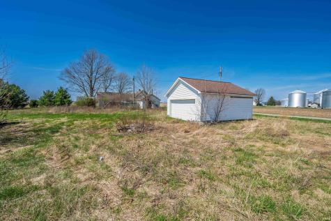 3011 E County Road 1800 N Summitville IN 46070