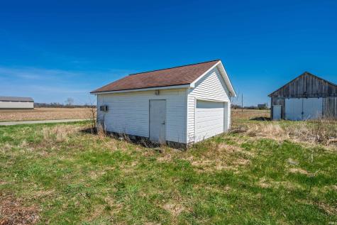 3011 E County Road 1800 N Summitville IN 46070
