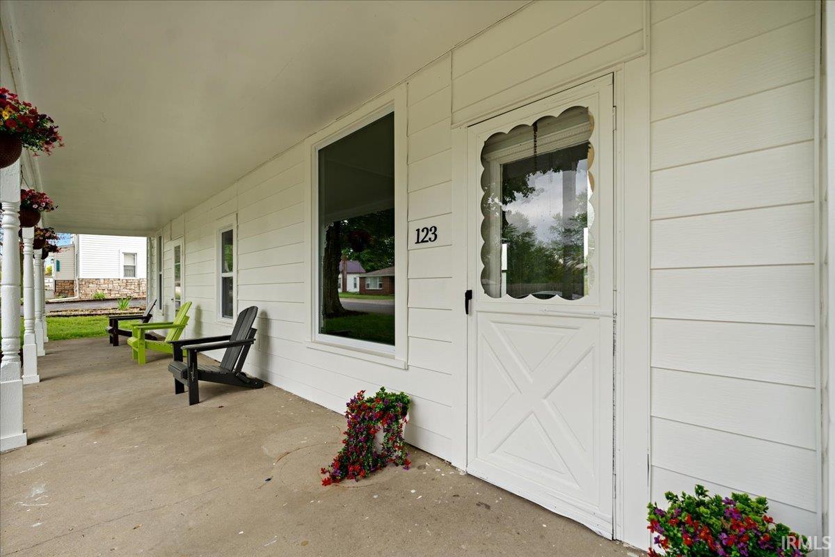 123 E Hovey Street Warsaw IN 46502