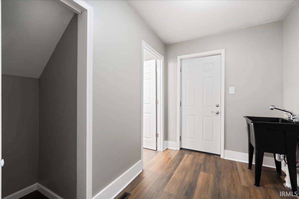 123 E Hovey Street Warsaw IN 46502