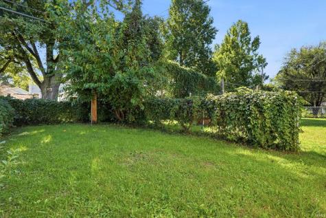 522 Curdes Avenue Fort Wayne IN 46805