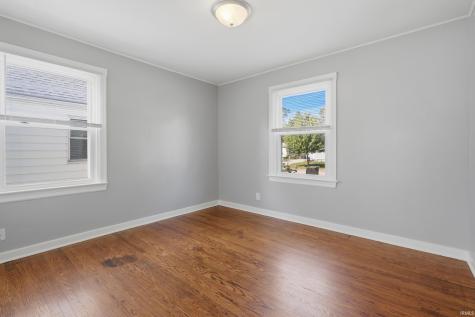 522 Curdes Avenue Fort Wayne IN 46805